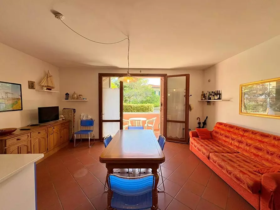 Immagine 5 di Villetta a schiera in vendita  a Massa