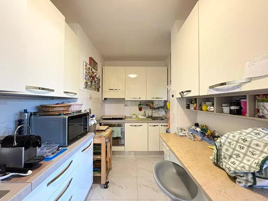 Immagine 7 di Appartamento in vendita  a Massa