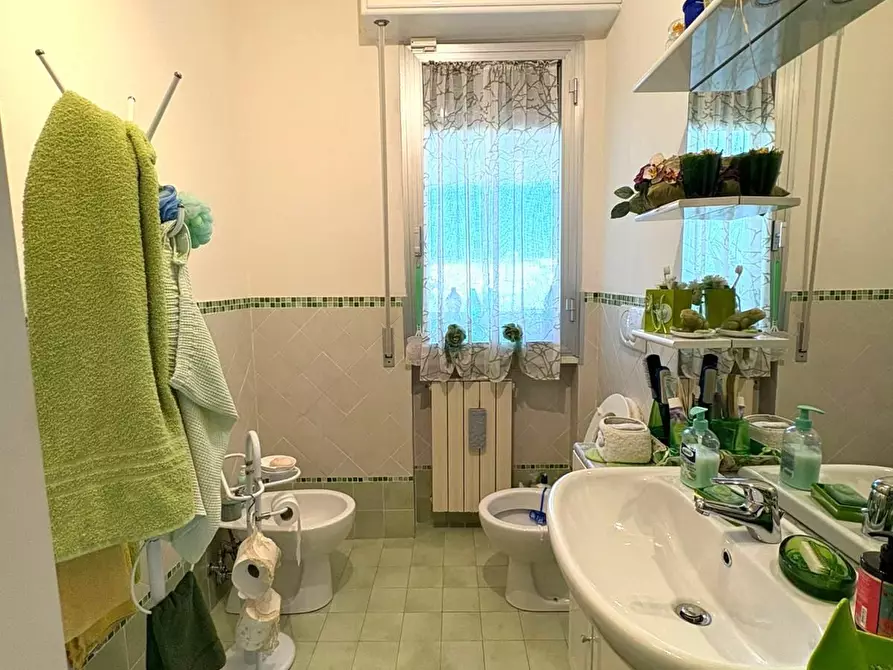 Immagine 16 di Appartamento in vendita  a Massa