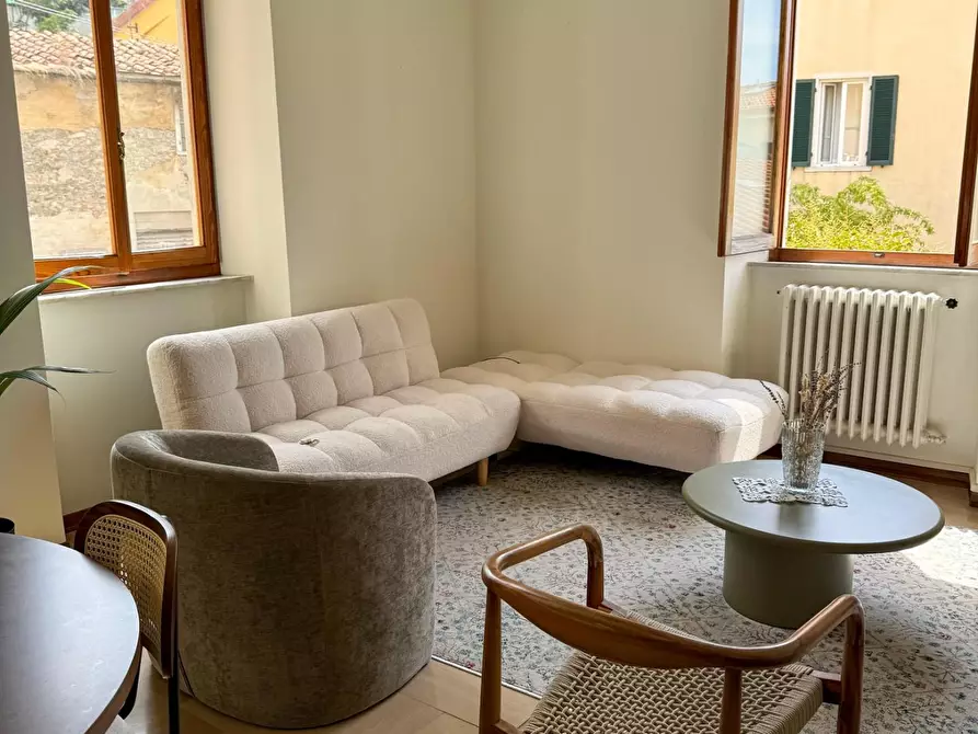 Immagine 3 di Appartamento in affitto  a Carrara