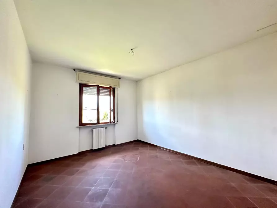 Immagine 19 di Appartamento in vendita  a Lucca