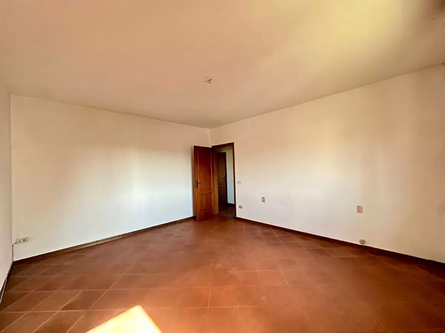 Immagine 20 di Appartamento in vendita  a Lucca