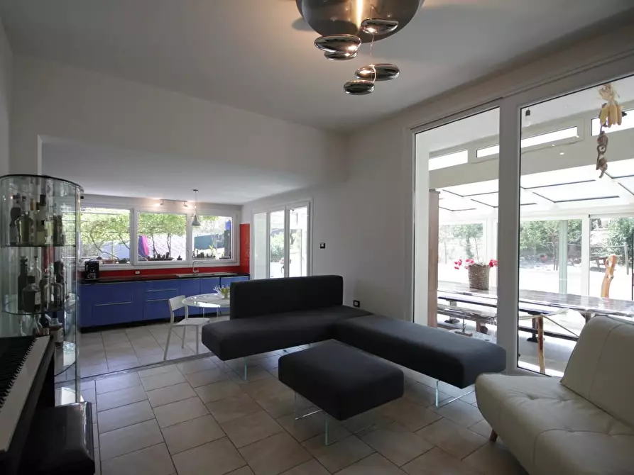 Immagine 21 di Villa in vendita  a Empoli