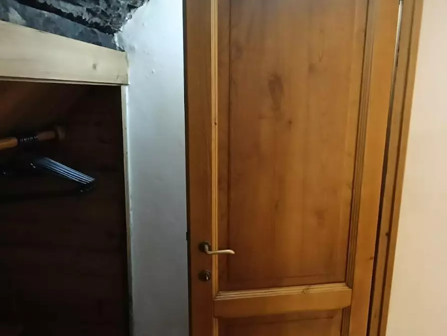 Immagine 27 di Casa colonica in vendita  a Lamporecchio