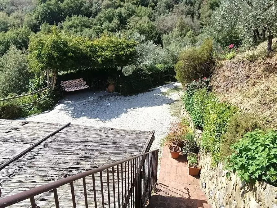 Immagine 42 di Casa colonica in vendita  a Lamporecchio