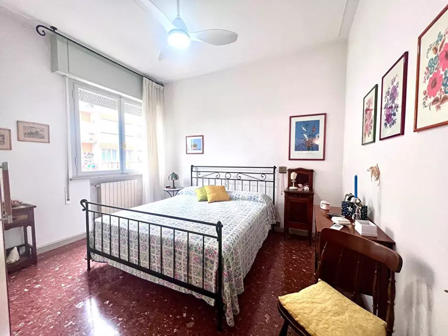 Immagine 6 di Appartamento in vendita  a Viareggio