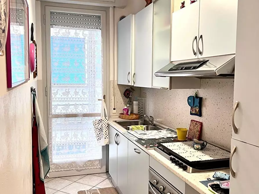 Immagine 14 di Appartamento in vendita  a Viareggio