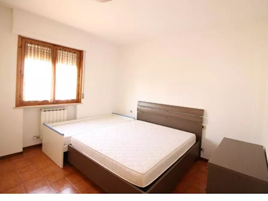 Immagine 12 di Appartamento in vendita  a Colle Di Val D'elsa