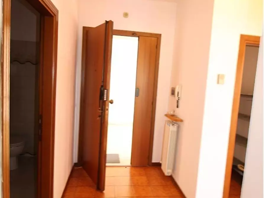 Immagine 15 di Appartamento in vendita  a Colle Di Val D'elsa