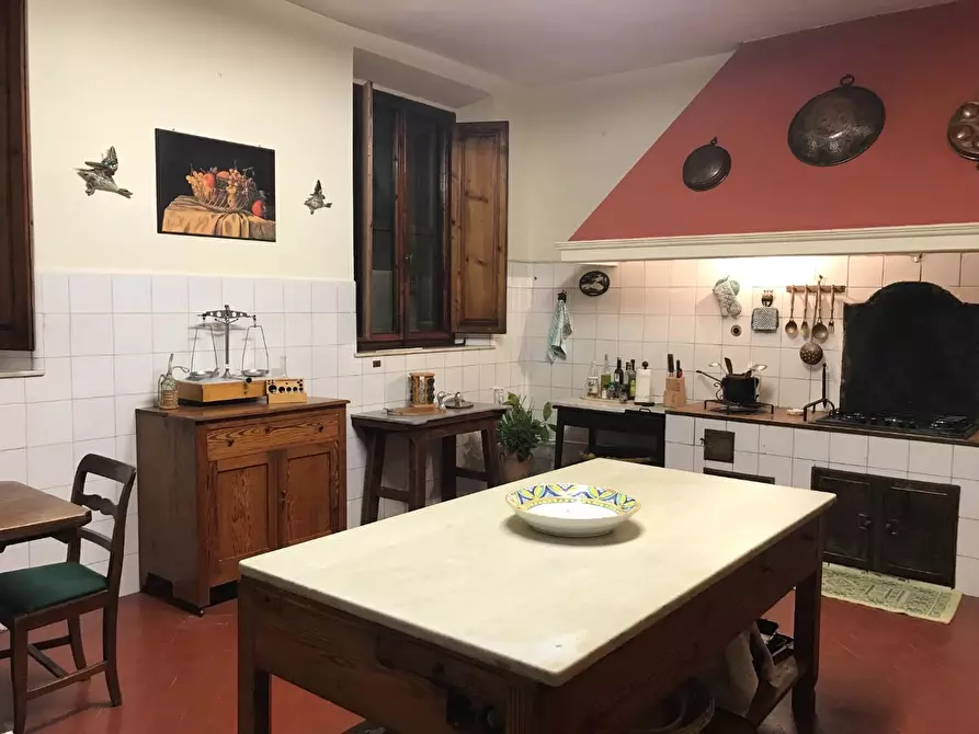 Immagine 7 di Villa in vendita  a Casciana Terme Lari