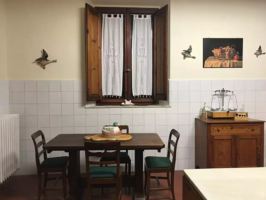 Immagine 8 di Villa in vendita  a Casciana Terme Lari