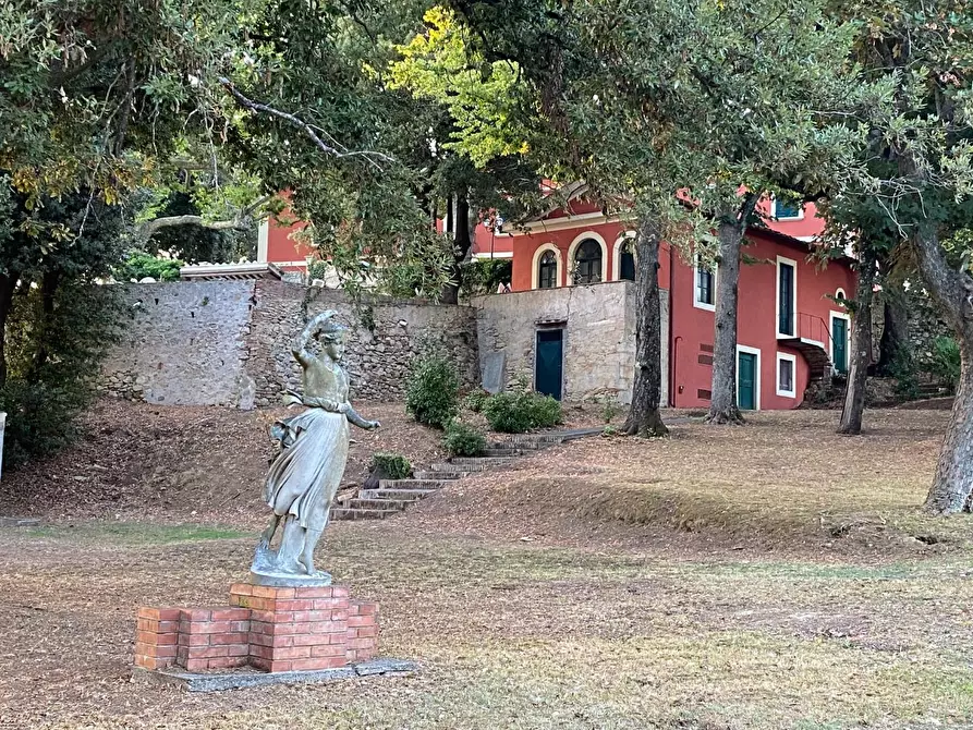 Immagine 25 di Villa in vendita  a Casciana Terme Lari