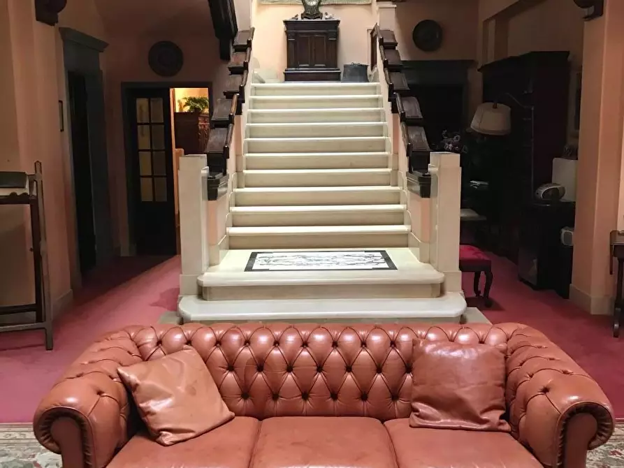 Immagine 3 di Villa in vendita  a Casciana Terme Lari