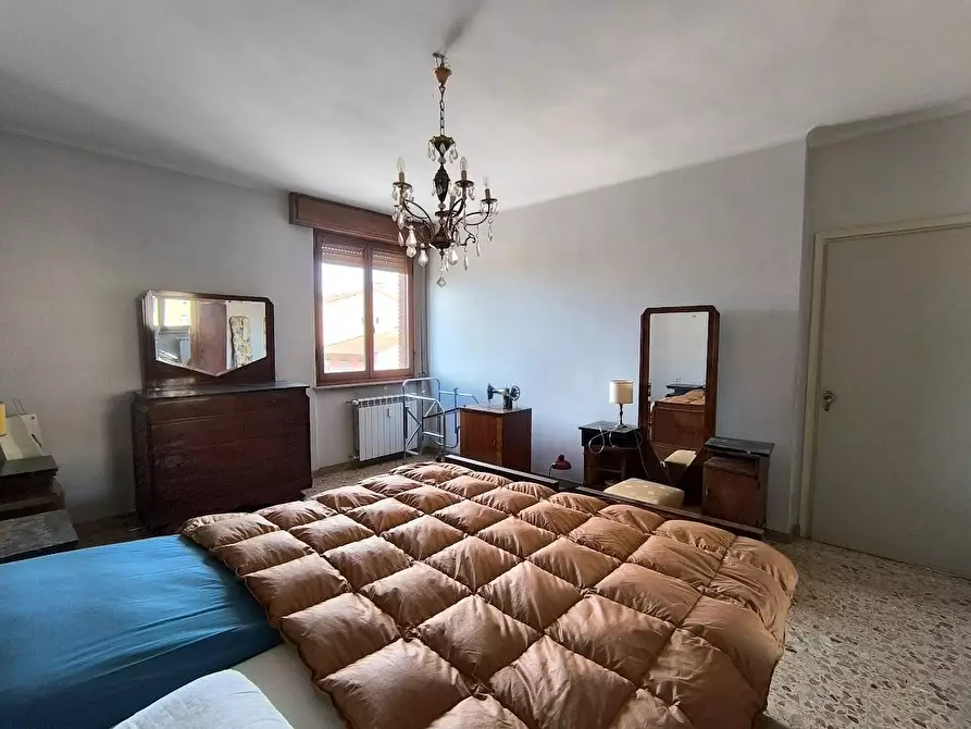 Immagine 26 di Appartamento in vendita  a Pisa