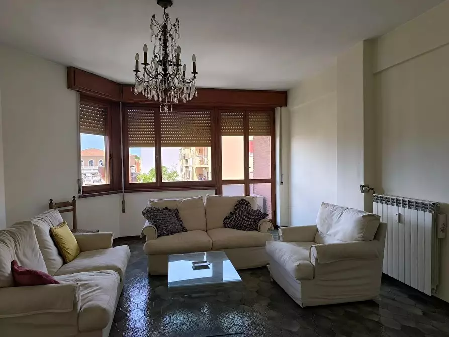 Immagine 5 di Appartamento in vendita  a Pisa