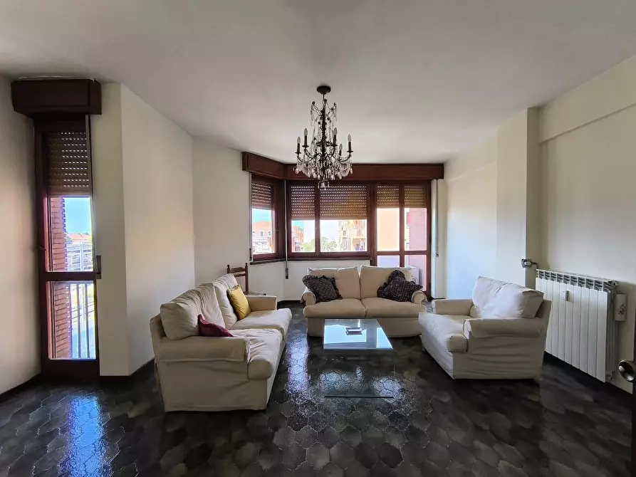 Immagine 4 di Appartamento in vendita  a Pisa