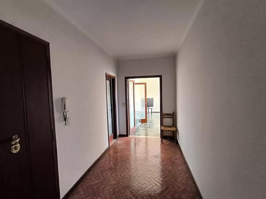 Immagine 18 di Appartamento in vendita  a Pisa