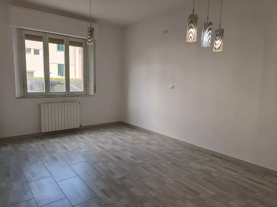 Immagine 4 di Appartamento in vendita  a Pontedera