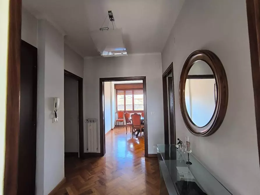 Immagine 11 di Appartamento in vendita  a Pisa