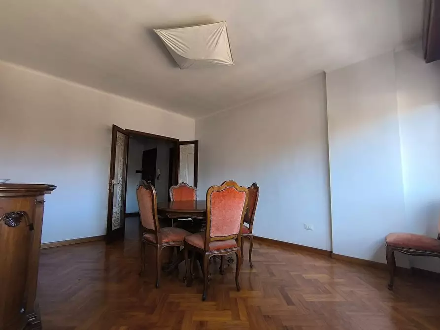 Immagine 9 di Appartamento in vendita  a Pisa