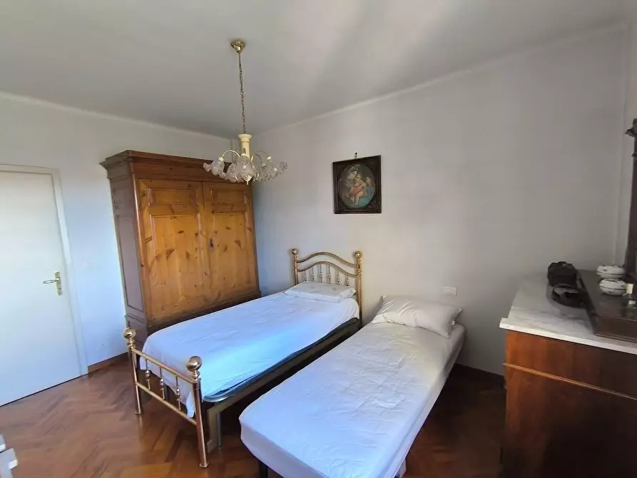 Immagine 45 di Appartamento in vendita  a Pisa