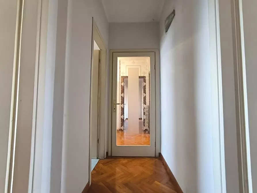 Immagine 34 di Appartamento in vendita  a Pisa