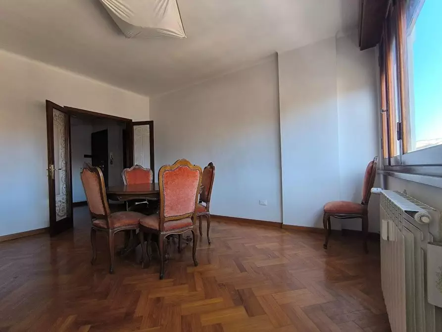 Immagine 10 di Appartamento in vendita  a Pisa