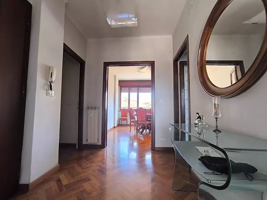 Immagine 12 di Appartamento in vendita  a Pisa