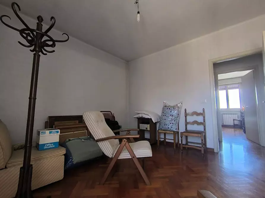 Immagine 51 di Appartamento in vendita  a Pisa