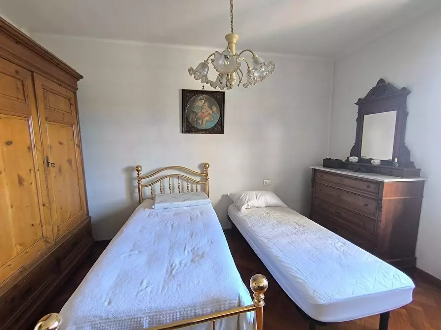 Immagine 38 di Appartamento in vendita  a Pisa