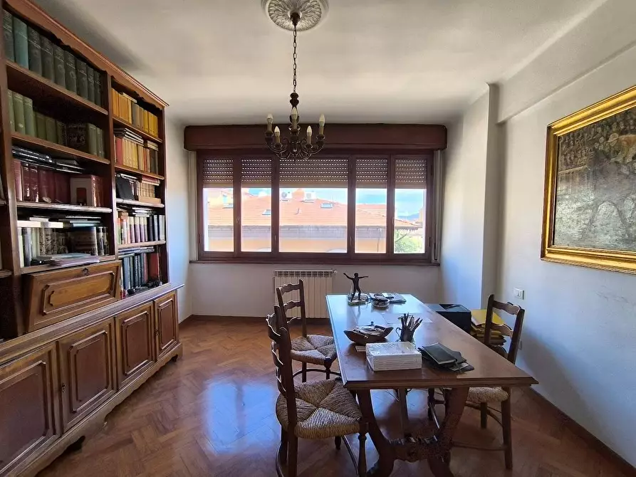 Immagine 64 di Appartamento in vendita  a Pisa