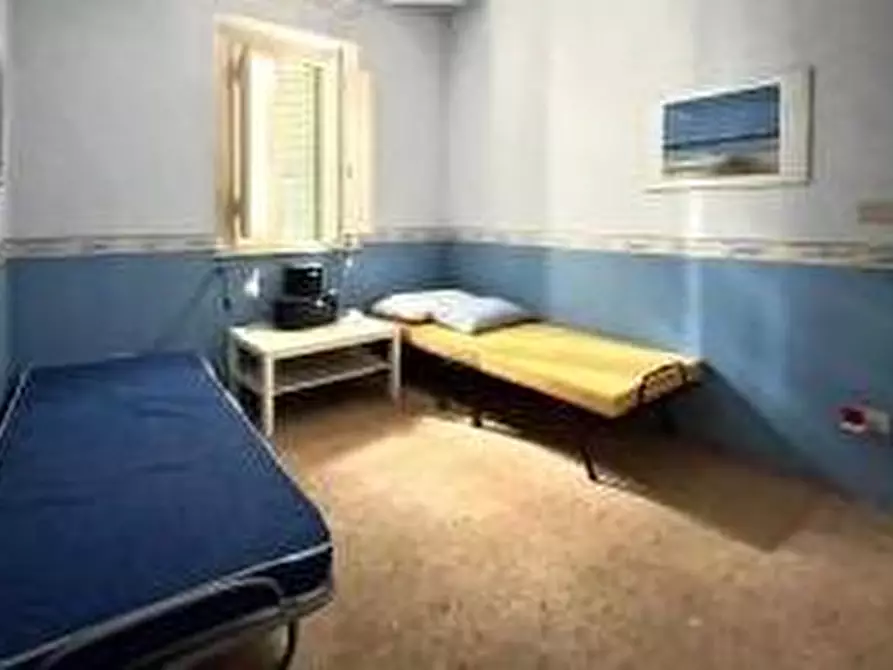 Immagine 13 di Terratetto in vendita  a Viareggio