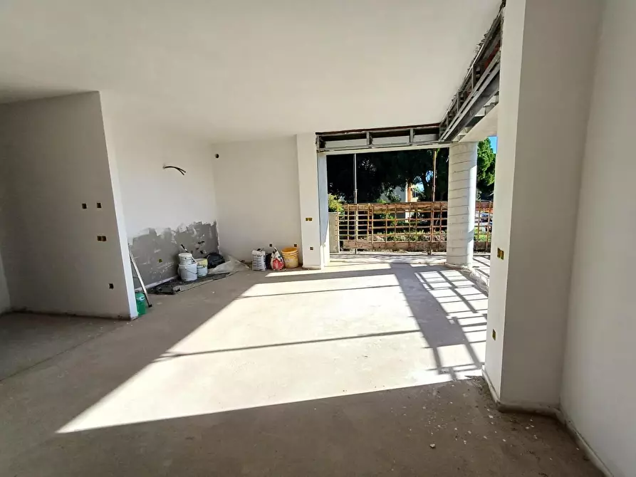 Immagine 2 di Appartamento in vendita  a Empoli