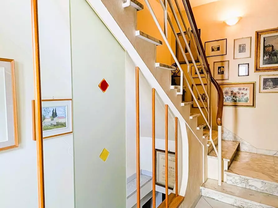 Immagine 27 di Casa trifamiliare in vendita  a Vinci