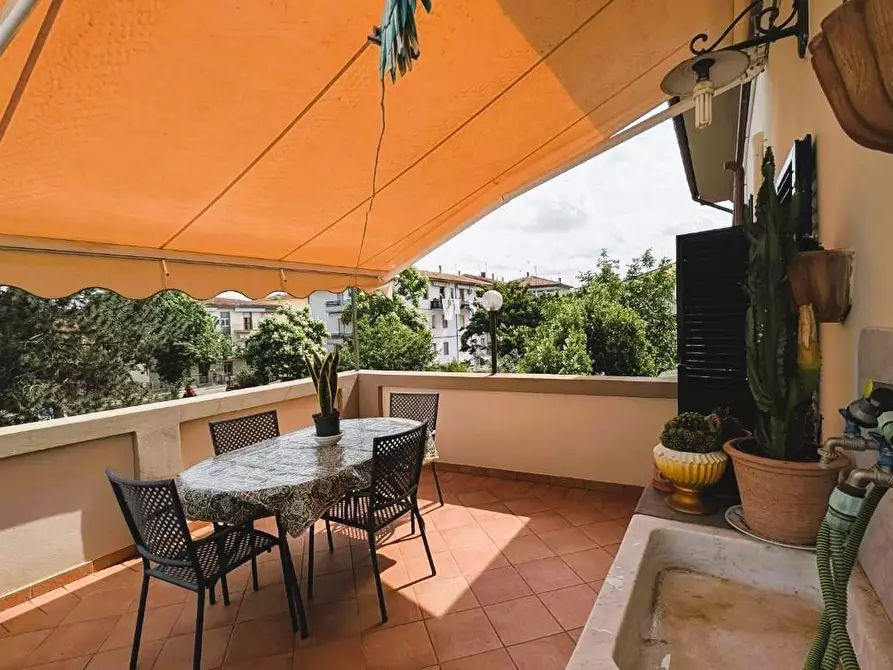 Immagine 5 di Casa trifamiliare in vendita  a Vinci