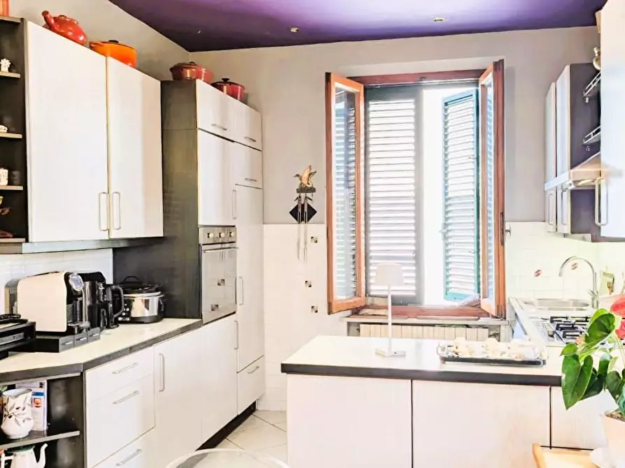 Immagine 2 di Casa trifamiliare in vendita  a Vinci