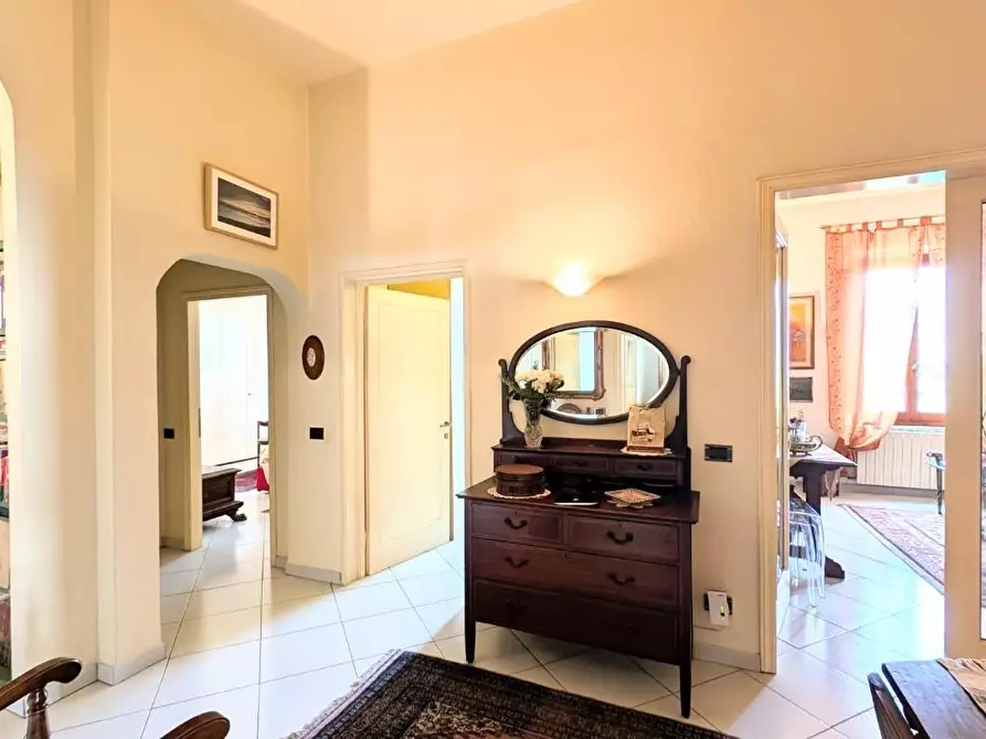 Immagine 6 di Casa trifamiliare in vendita  a Vinci