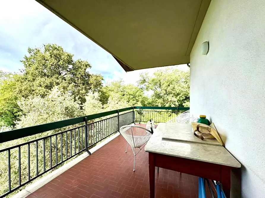 Immagine 3 di Casa bifamiliare in vendita  a Massa