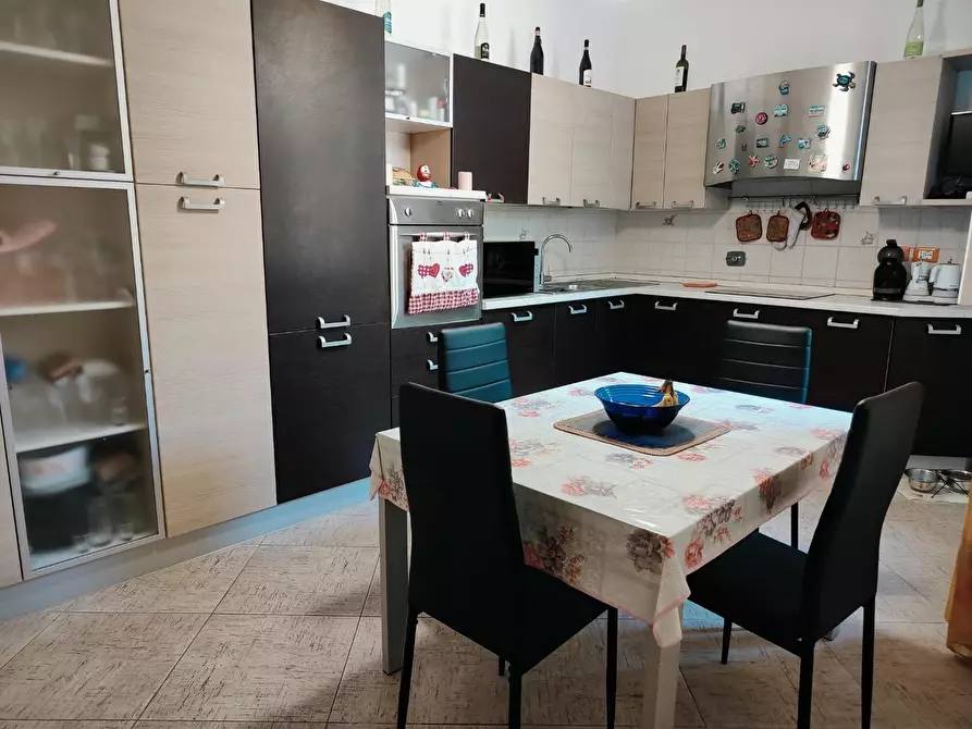 Immagine 10 di Appartamento in vendita  a Livorno