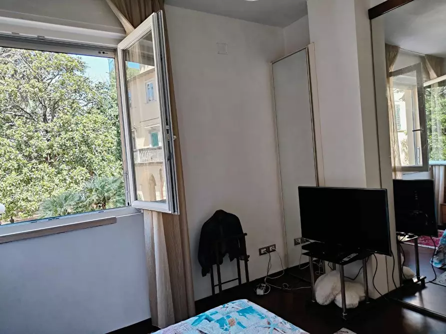 Immagine 13 di Appartamento in vendita  a Livorno