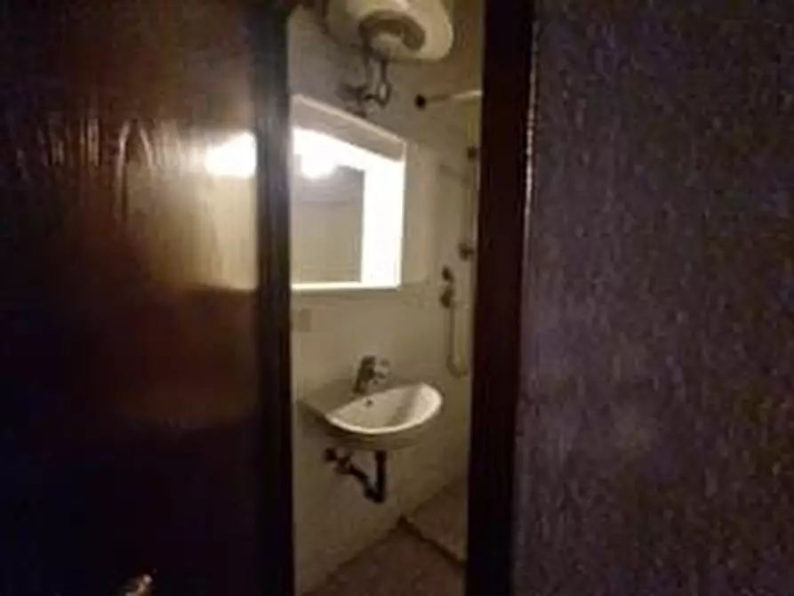 Immagine 27 di Appartamento in vendita  a Collesalvetti