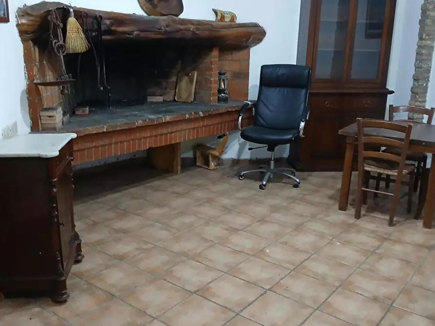 Immagine 49 di Appartamento in vendita  a Collesalvetti