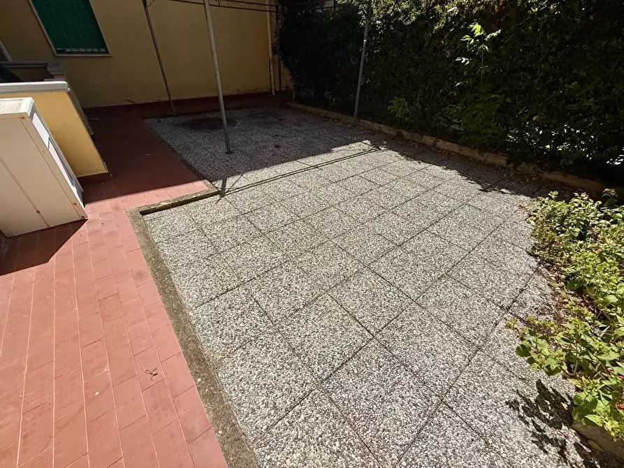 Immagine 19 di Appartamento in vendita  a Cecina