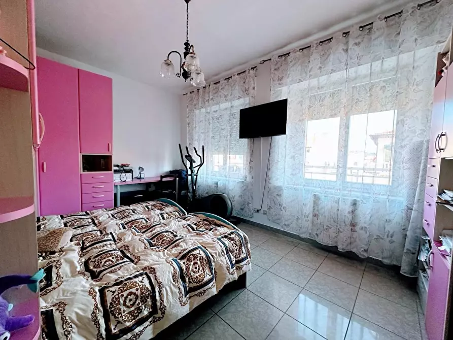 Immagine 11 di Appartamento in vendita  a Campiglia Marittima