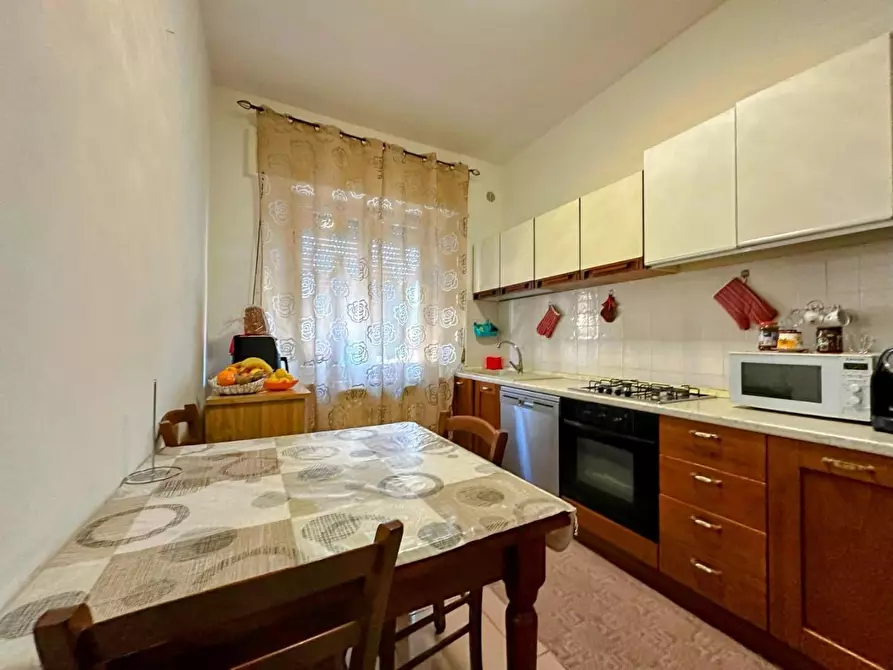 Immagine 2 di Appartamento in vendita  a Campiglia Marittima