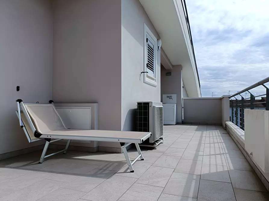 Immagine 24 di Mansarda in vendita  a Empoli