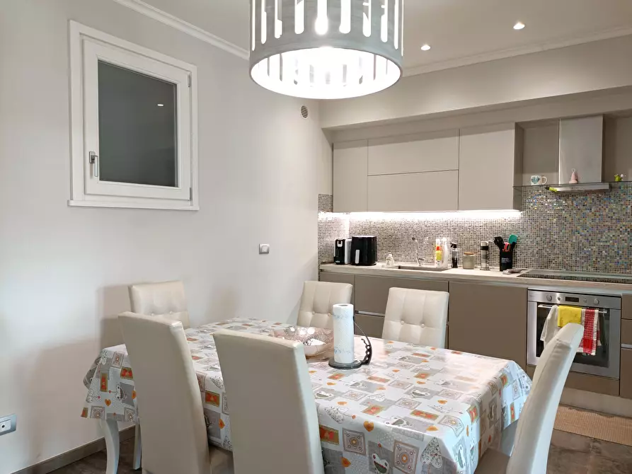 Immagine 9 di Mansarda in vendita  a Empoli