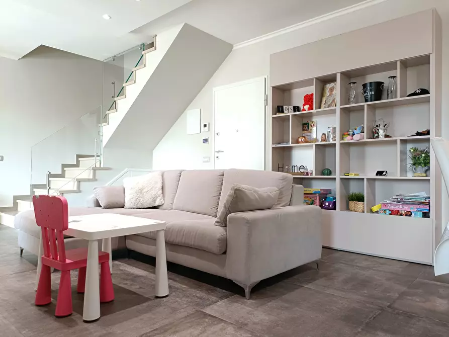 Immagine 6 di Mansarda in vendita  a Empoli