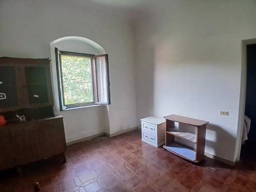 Immagine 5 di Appartamento in vendita  a Livorno