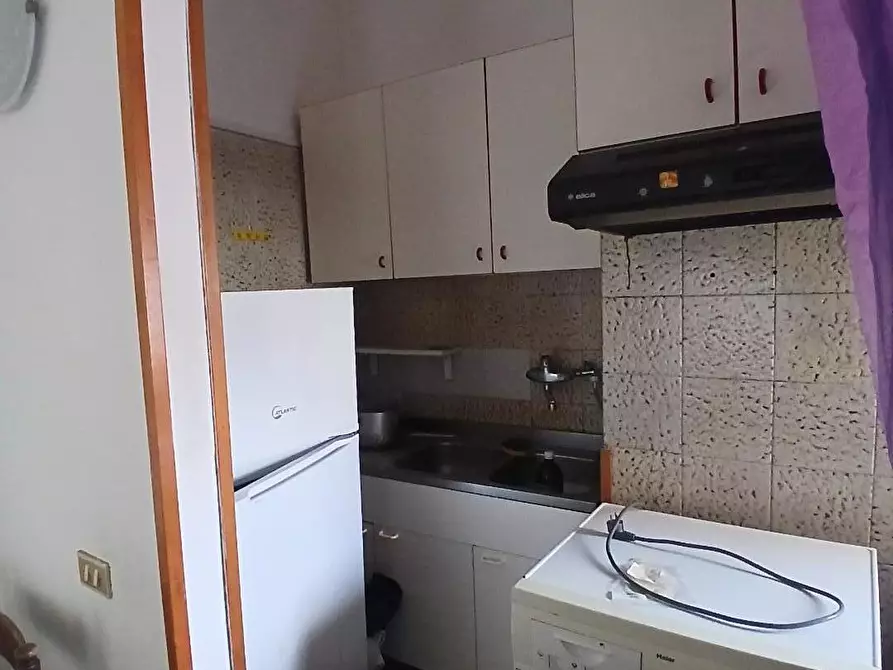 Immagine 11 di Appartamento in vendita  a Livorno